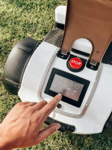 Automatyczne roboty koszące z technologią RTK